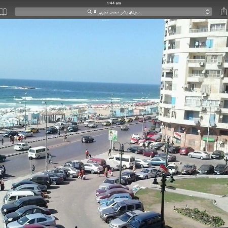 Cozy New 2 Bd Amazing Beach View Next To Hilton Hotel Family Only !العائلات فقط Alexandrie Exteriér fotografie