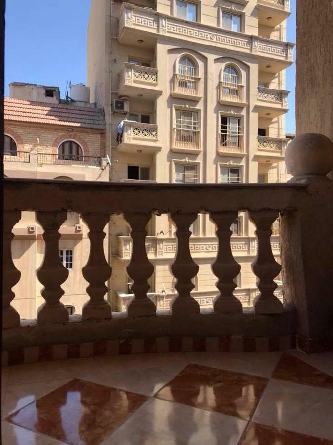 Cozy New 2 Bd Amazing Beach View Next To Hilton Hotel Family Only !العائلات فقط Alexandrie Exteriér fotografie