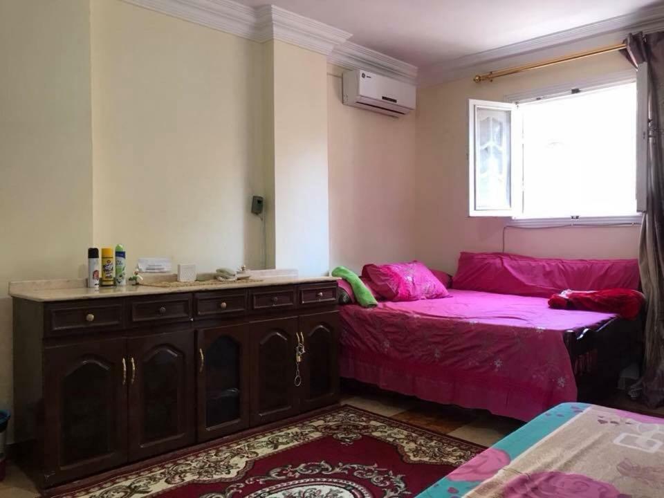 Cozy New 2 Bd Amazing Beach View Next To Hilton Hotel Family Only !العائلات فقط Alexandrie Exteriér fotografie